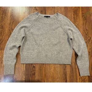 Banana Republic Women's Wool Blend Cropped Knit Sweater – Beige – Size XL